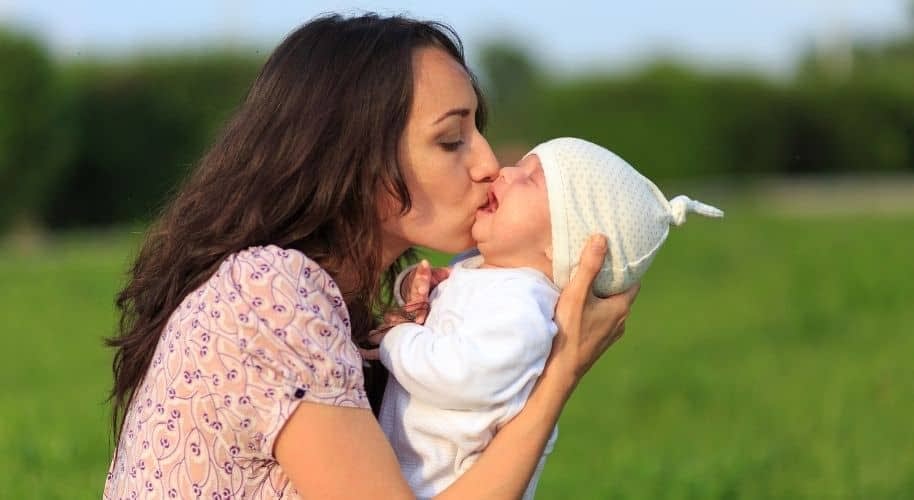 tips on how to soothe a newborn baby